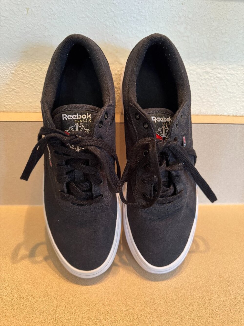 Reebok Club C Coast Men's Shoes | Black/White/Rubber Gum | Size 10 | Style G5876